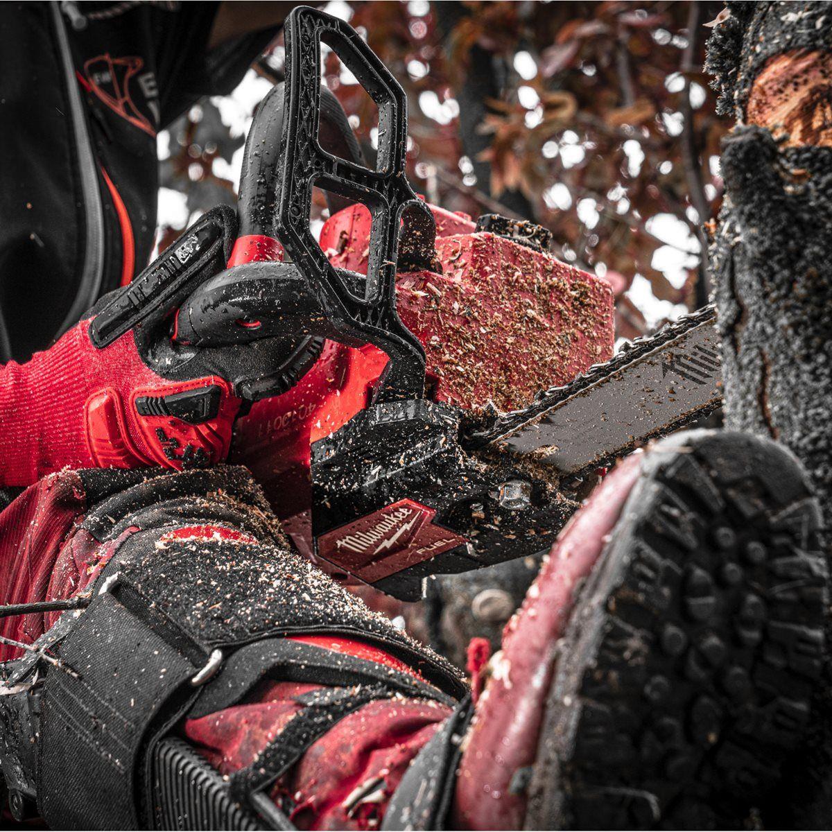 Milwaukee M18FTHCHS30-0 18V FUEL Brushless 30cm Top Handle Chainsaw Body Only 4933479586